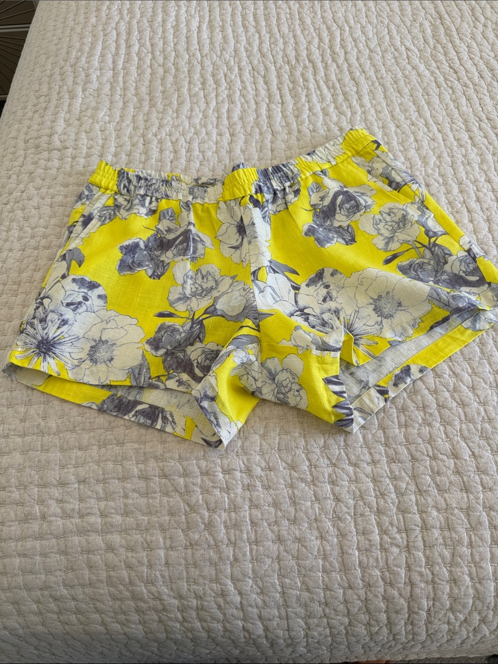 Kut from the Kloth Yellow Floral Athletic Shorts